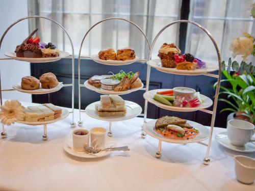 Hotel London City Suites