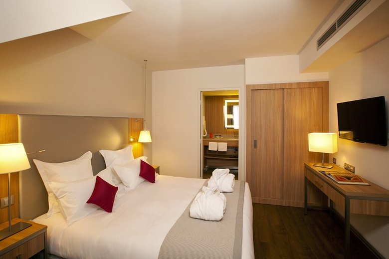 Hotel Residhome Roissy Park