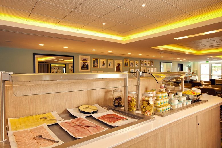 Hotel Residhome Roissy Park