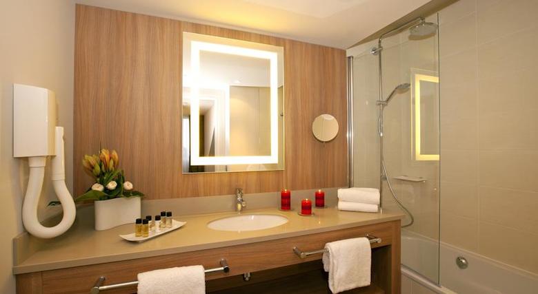 Hotel Residhome Roissy Park