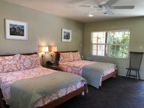 Posada Queen's Inn By The River
