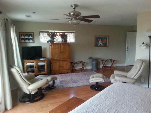 Yosemite Sierra View Bed & Breakfast
