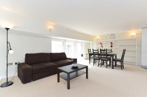 Borough Apartments