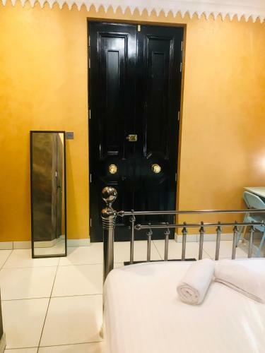 Hostal Melville Hotel