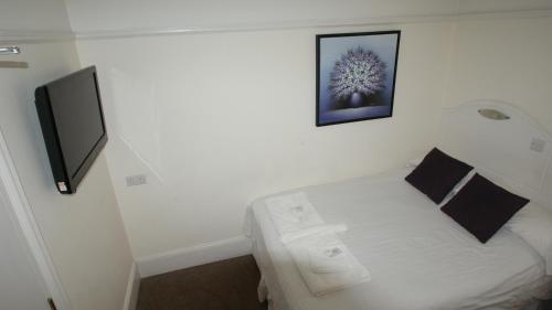 The Justin James Hotel