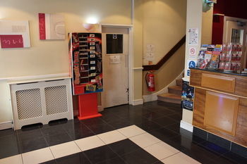 Hostal Belgrave House Hotel
