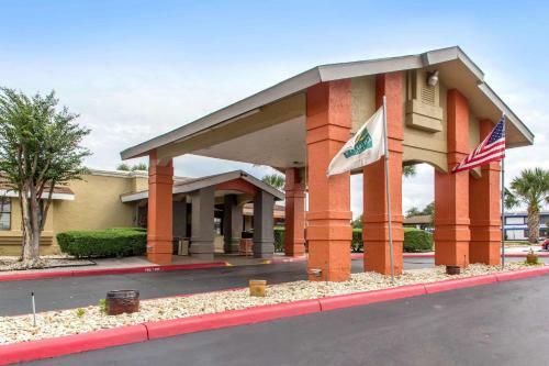 Hotel Howard Johnson Fort Sam Houston/at&t Center