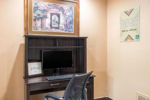 Hotel Howard Johnson Fort Sam Houston/at&t Center