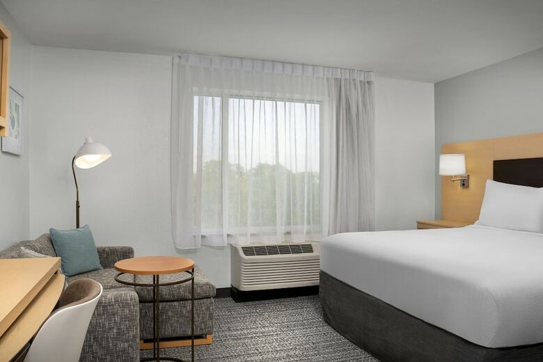 Hotel Towneplace Suites By Marriott Gainesville Northwest