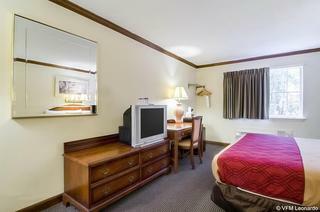Hotel Econo Lodge Colonial