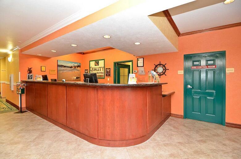 Hotel Quality Inn & Suites Beachfront