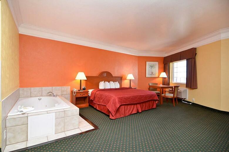 Hotel Quality Inn & Suites Beachfront