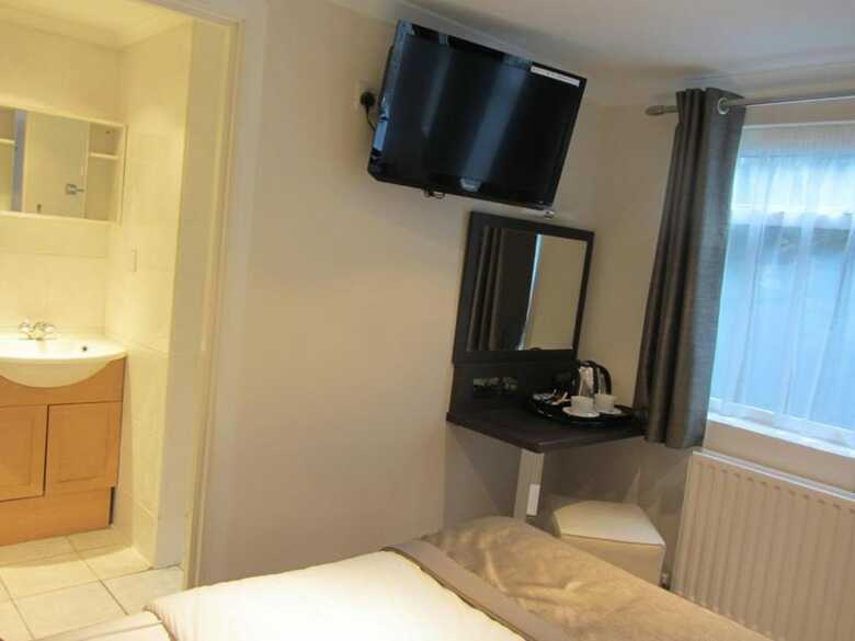 Albergue Goodwood Hotel