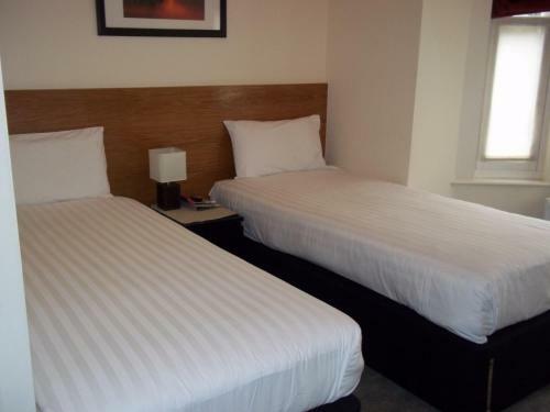Hostal Clapham Guest House