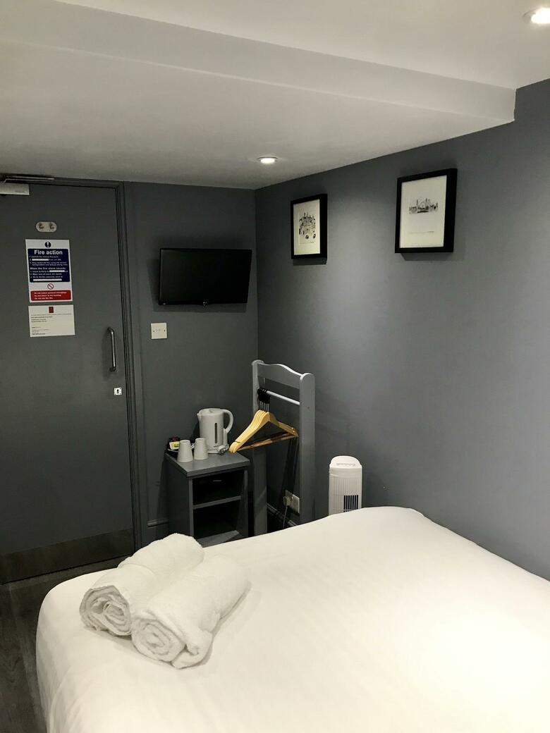 Hotel Albion House