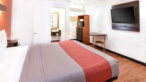 Motel 6 Ontario California