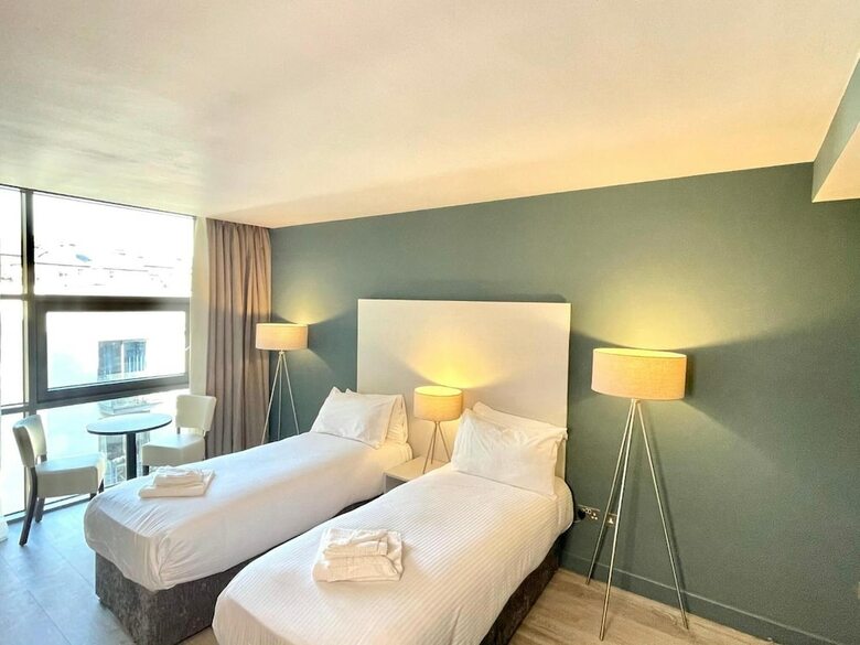 Aparthotel Axiom Park Hotel