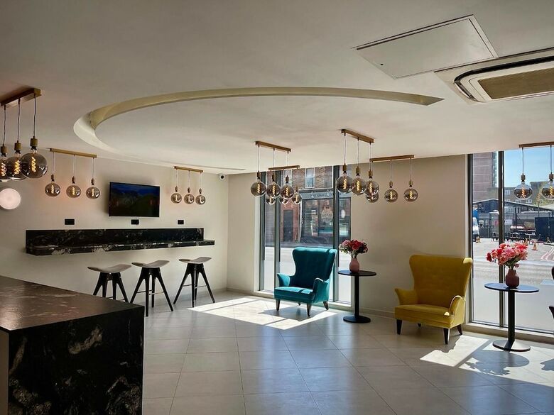 Aparthotel Axiom Park Hotel