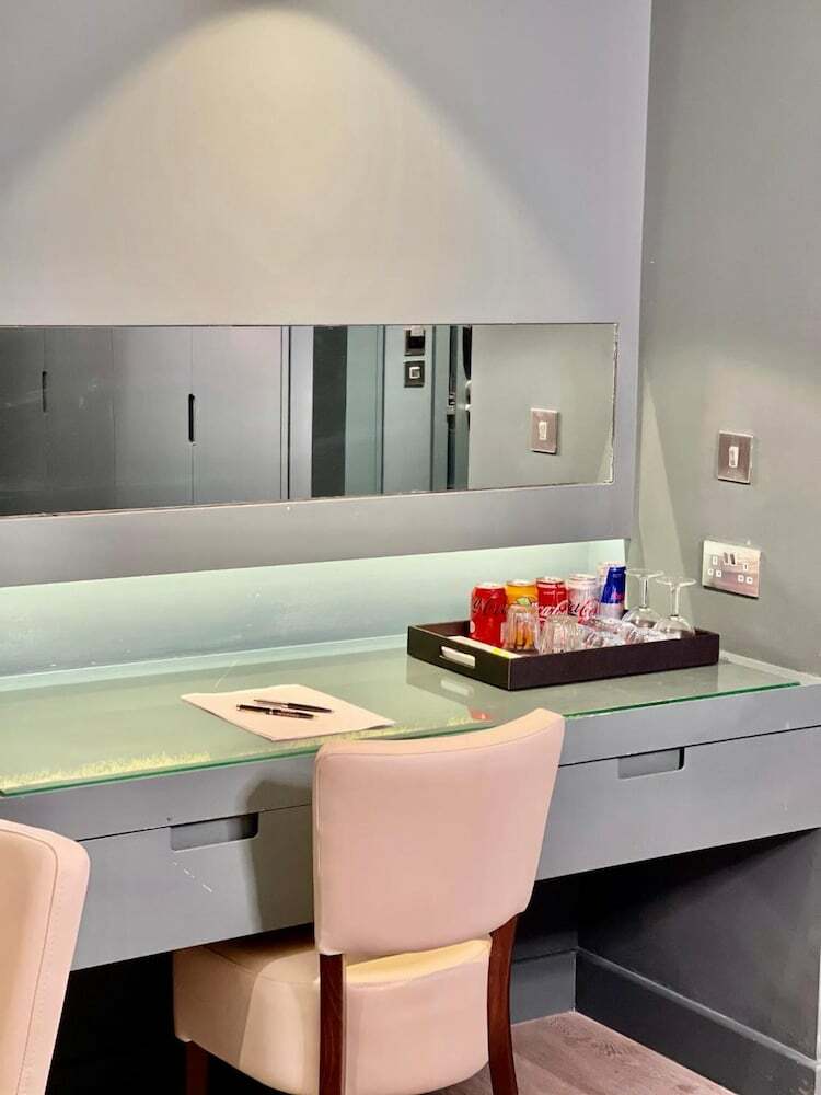 Aparthotel Axiom Park Hotel