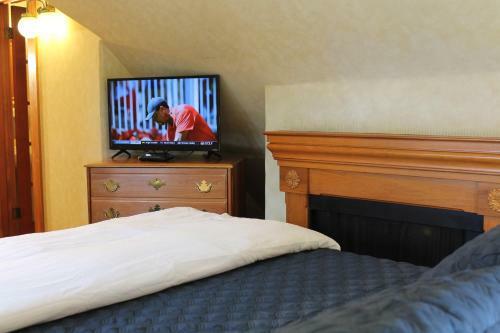 Bed & Breakfast Pacific Grove Inn