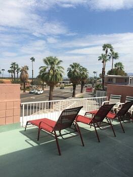 Hotel Days Inn Palm Springs