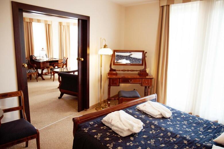 Hotel Qubus