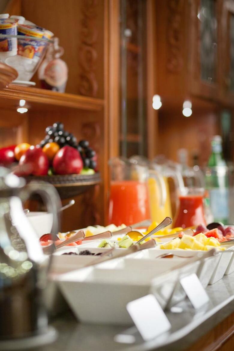 Hotel Qubus