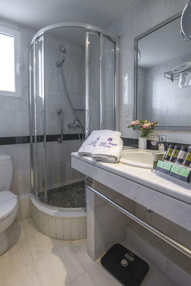 Hotel Polis Grand