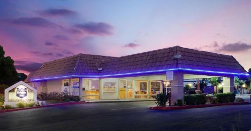 Motel Knights Inn Palmdale