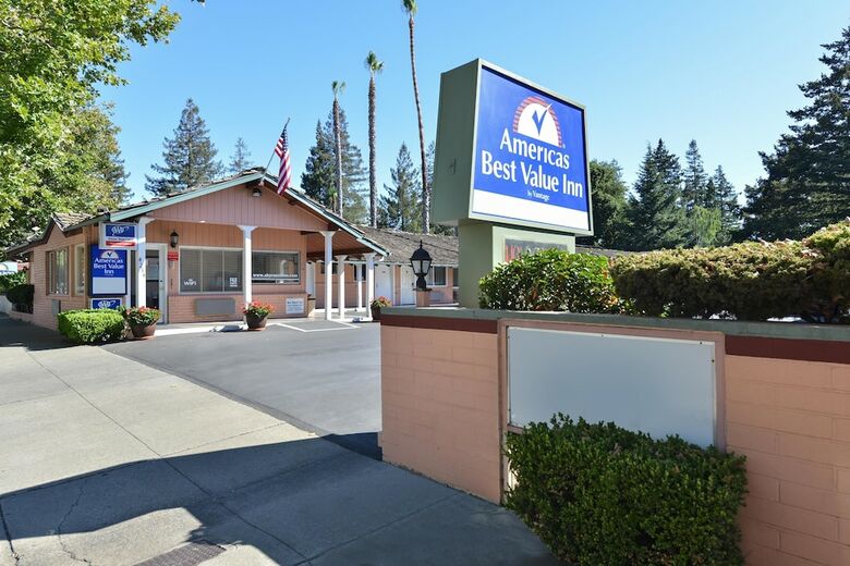 Motel Americas Best Value Inn - Sky Ranch