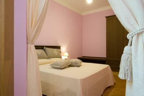 Hostal Piazza Azuni 18