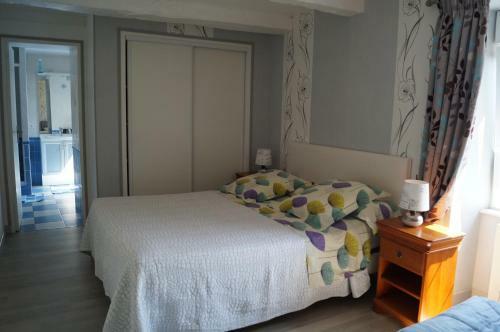 Bed & Breakfast Chambres D'h�tes La Loubatais