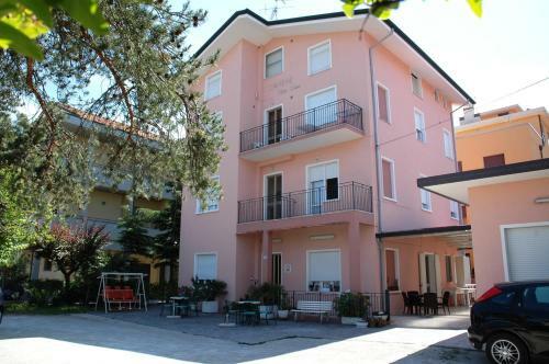 Hostal Villa Linda