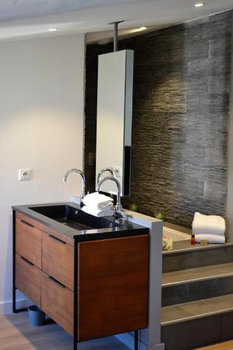 Hostal 5 Chambres En Ville