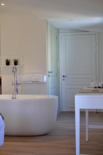 Hostal 5 Chambres En Ville