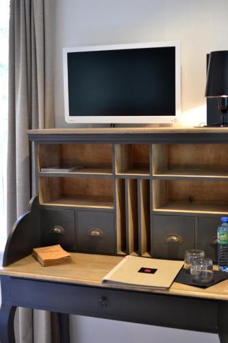 Hostal 5 Chambres En Ville