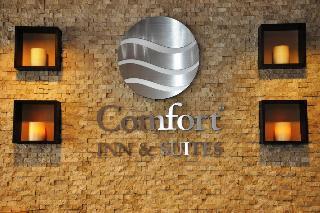 Hotel Comfort Inn & Suites Colonial