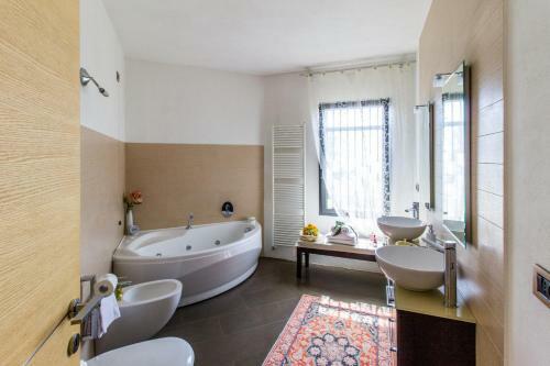 Villa Degli Ulivi B&B