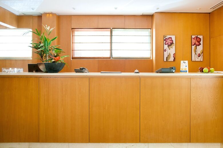 Hotel Globales de Los Reyes