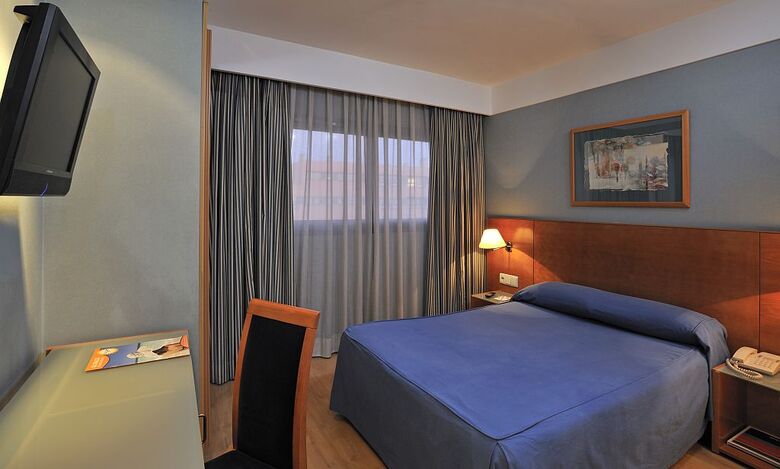 Hotel Globales de Los Reyes