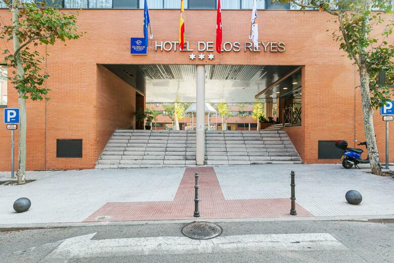 Hotel Globales de Los Reyes