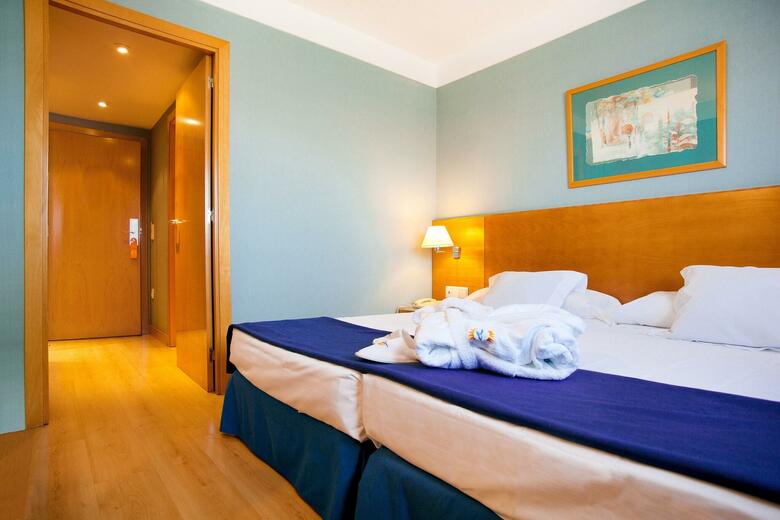 Hotel Globales de Los Reyes