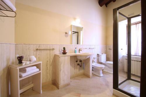 B&B Catillo