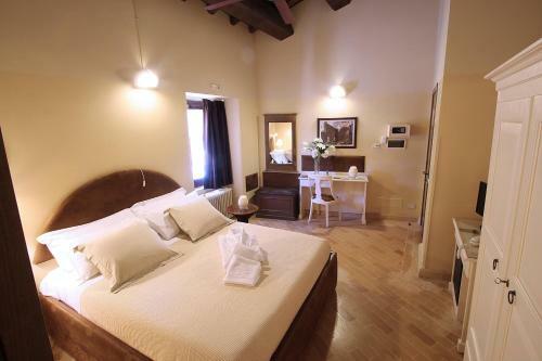 B&B Catillo