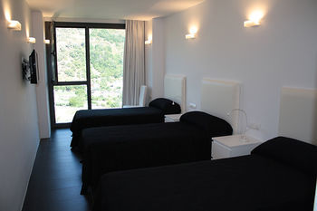 Hostal Tres Campanas