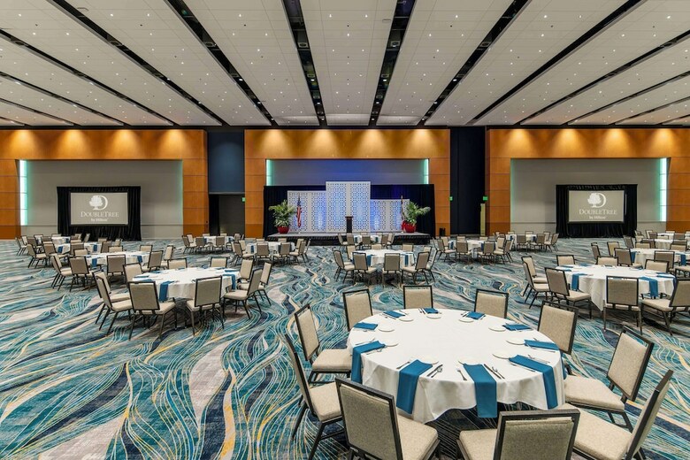 Doubletree By Hilton Hotel Cedar Rapids Convention Complex