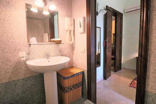 Hostal Dimora Relais Excelsa