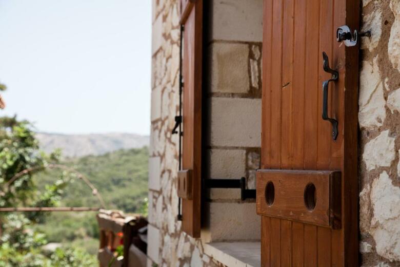 Tsivaras Villas