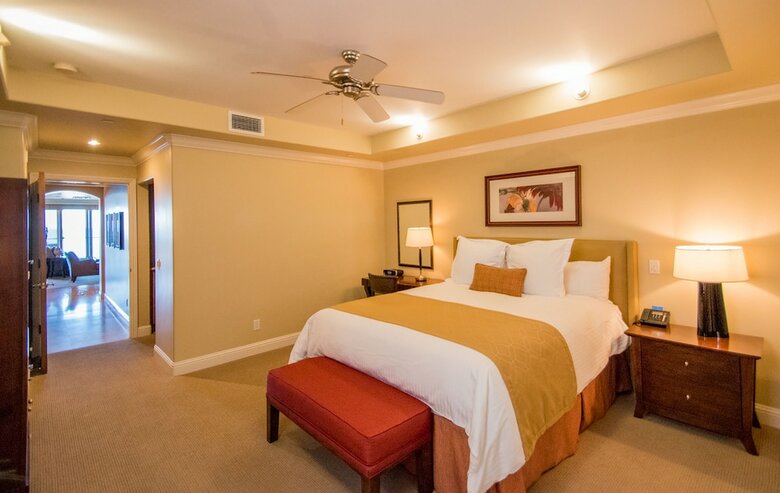 Hotel Dolphin Bay Resort And Spa