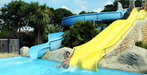 Camping Le Chateau Du Petit Bois